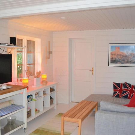Nice Home In Ronneby With Kitchen Saltärna Exterior photo