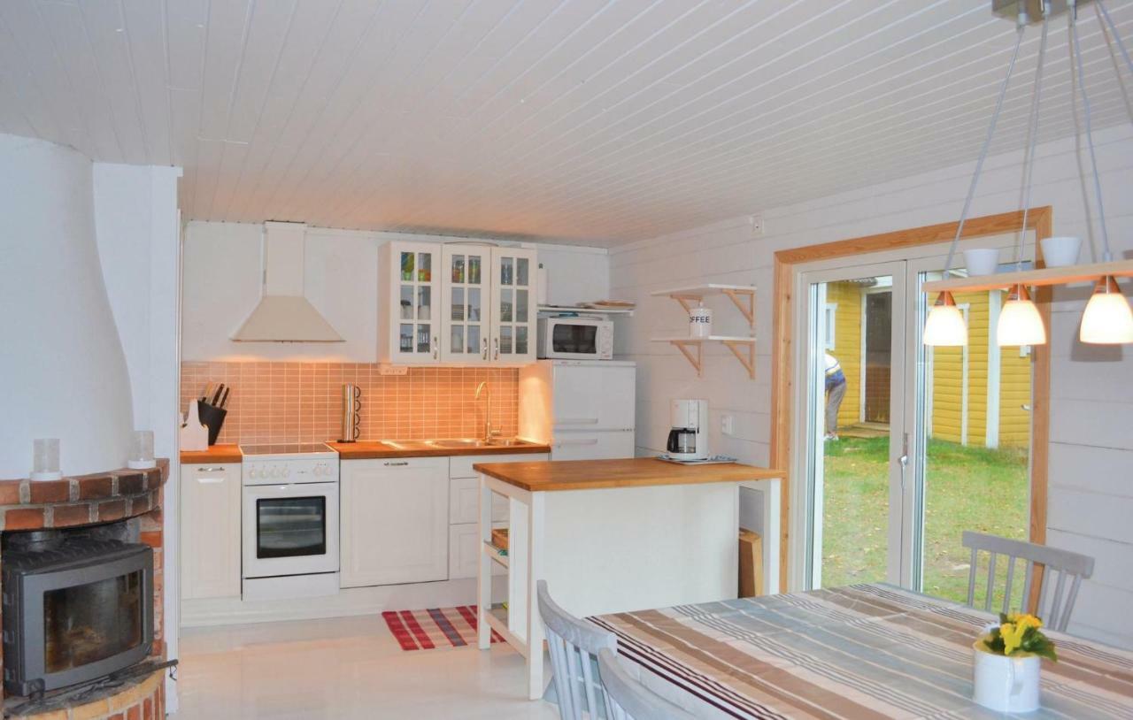 Nice Home In Ronneby With Kitchen Saltärna Exterior photo